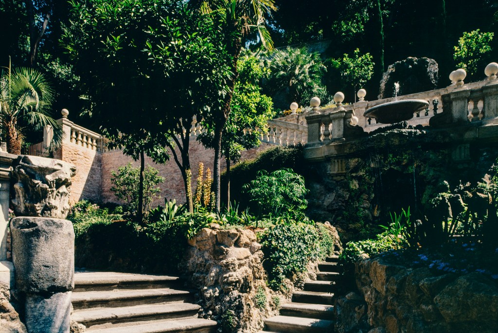 2020_Roma_Hotel de Russie 046 Hotel de Russie; hotel de luxo; paisagismo; arquitetura;