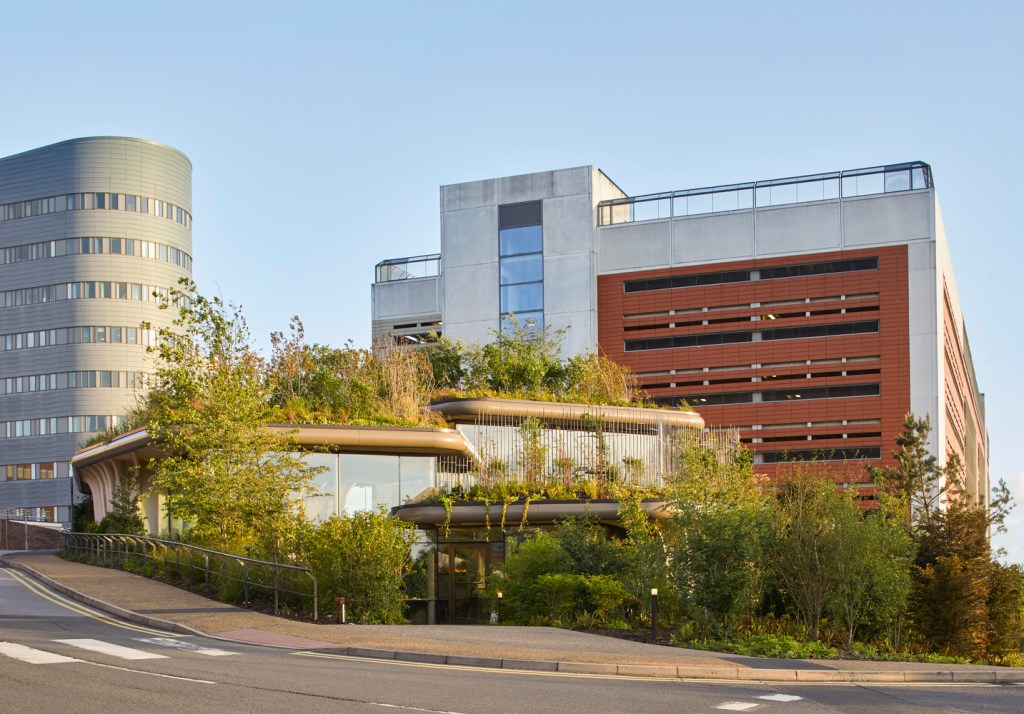 Heatherwick_Studio_Maggies_Leeds_©Hufton_Crow_013 Maggie's Center; reino unido; arquitetura; biofilia; sustentabilidade