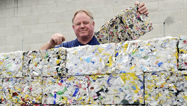 tijolo_ecologico Tijolo ecológico feito com plástico retirado dos oceanos