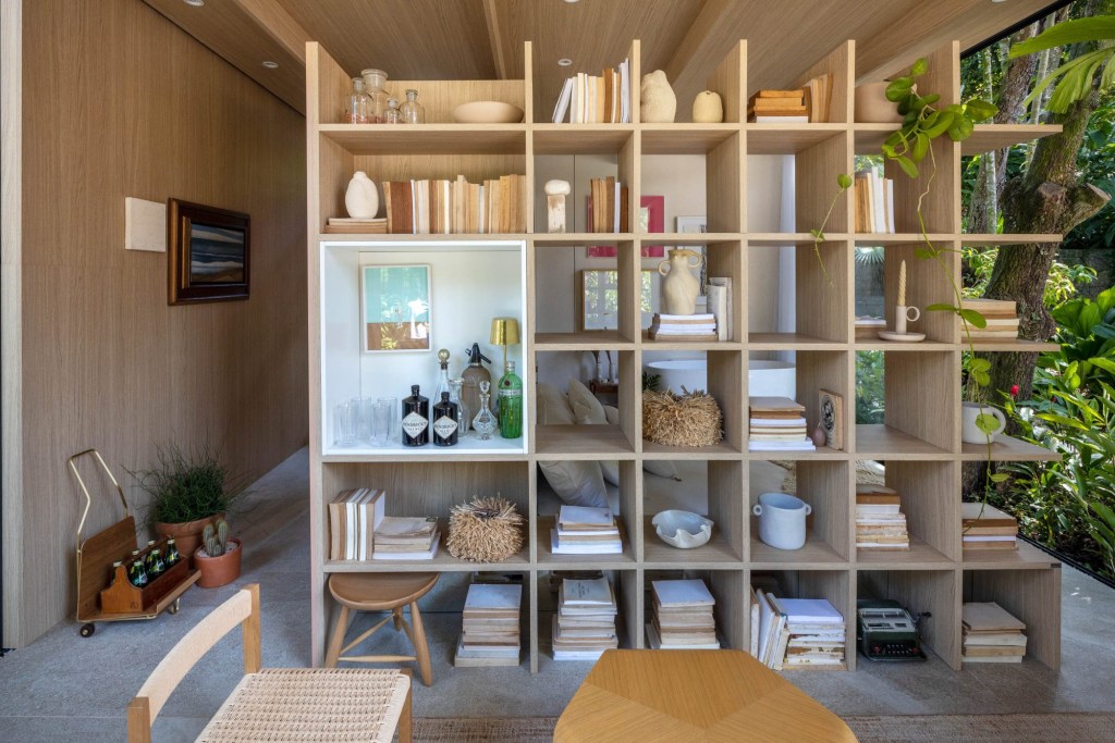 Casa Pitaya, por Bernardo Gaudie-Ley e Tania Braida. Ambiente da CASACOR Rio de Janeiro 2022. Casa Pitaya, por Bernardo Gaudie-Ley e Tania Braida. Ambiente da CASACOR Rio de Janeiro 2022.