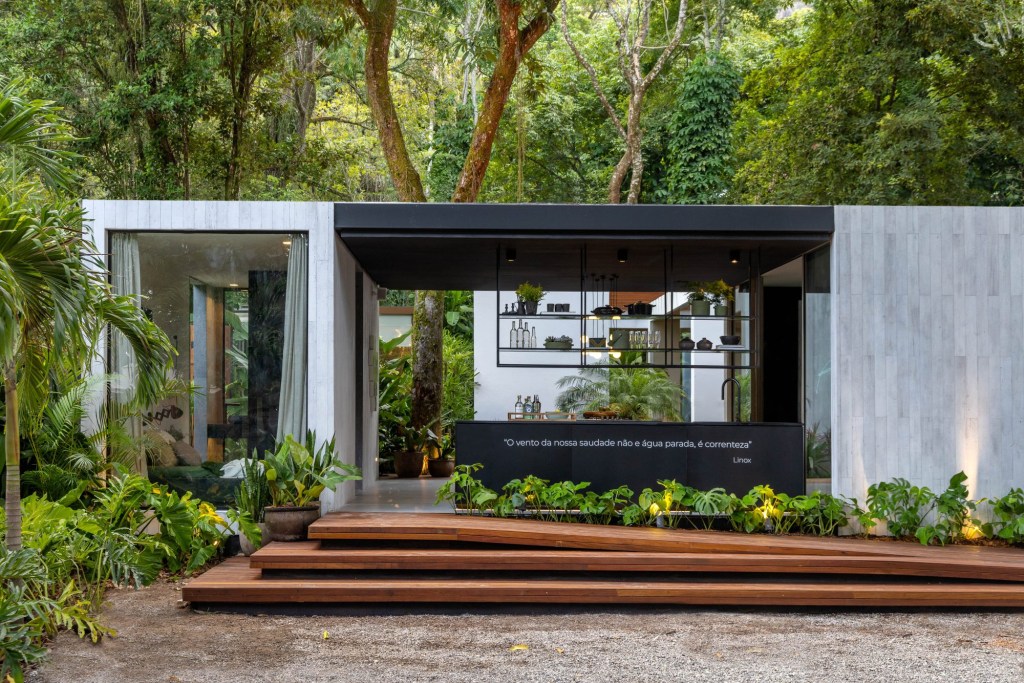 “O Canto do Poeta”, por Sérgio Conde Caldas Arquitetura. Ambiente da CASACOR Rio de Janeiro 2022. “O Canto do Poeta”, por Sérgio Conde Caldas Arquitetura. Ambiente da CASACOR Rio de Janeiro 2022.