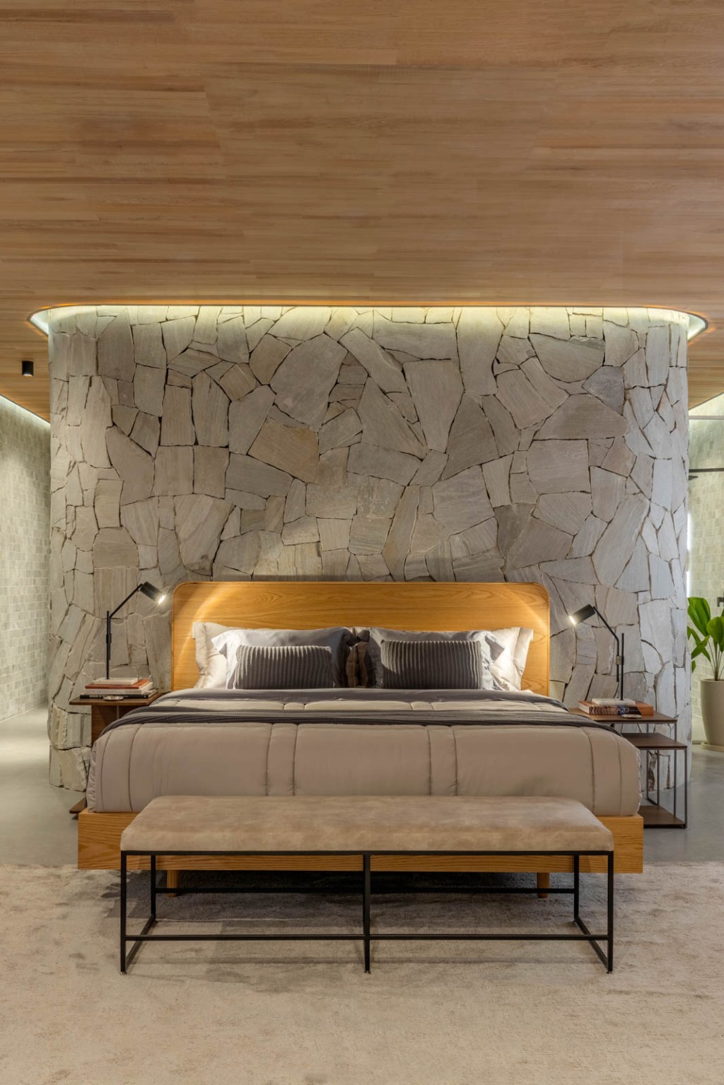 Suíte Descompressão, por Estevão Garcia. Ambiente da CASACOR Goiás 2022. Suíte Descompressão, por Estevão Garcia. Ambiente da CASACOR Goiás 2022.