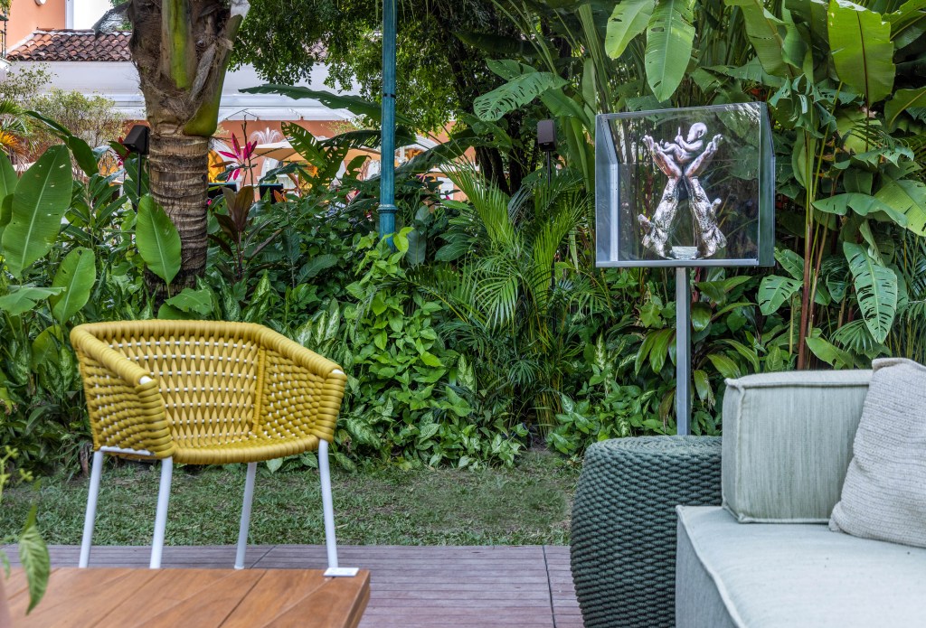 BamˈBo͞o Bar, por Gisele Taranto Arquitetura. BamˈBo͞o Bar, por Gisele Taranto Arquitetura. Ambiente da CASACOR Rio de Janeiro 2022.