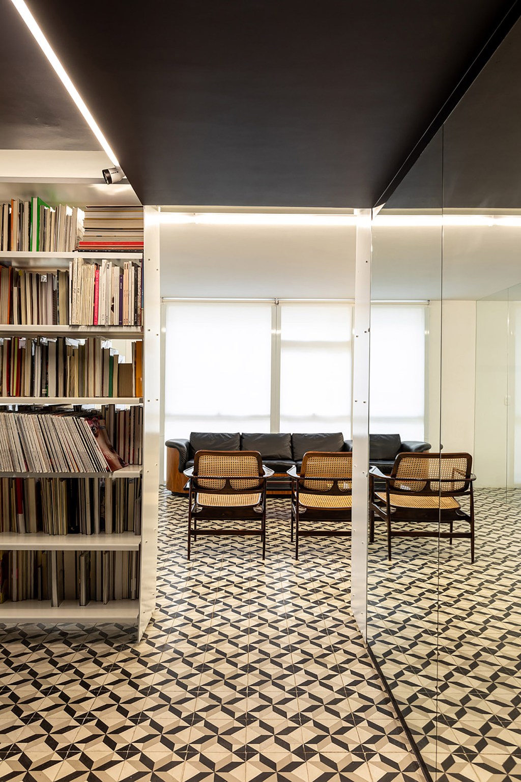 METRO-Arquitetos-Escritório-e-biblioteca-GB65-2 METRO Arquitetos Escritório e Biblioteca GB65-1 São Paulo