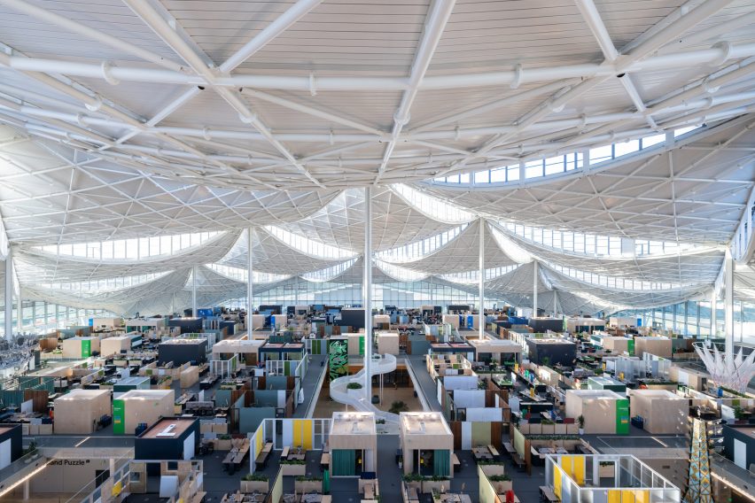big-heatherwick-studio-google-bay-view-campus-california-architecture_dezeen_2364_col_3-852×568 Novo campus do Google é alimentado por energia livre de carbono
