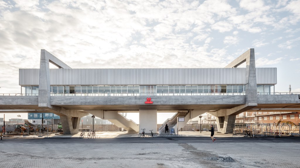 cobe-copenhagen-metro-stations-docklands_dezeen_2364_hero_7 Orienktaj Station- Copenhague, Dinamarca