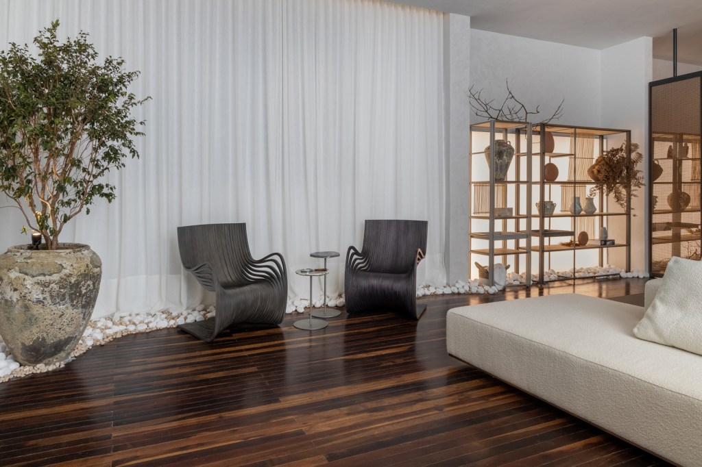 Loft Cinandra Geremia_BiaNauiack_6 Loft de Praia, por Cinandra Geremia- CASACOR Paraná 2022