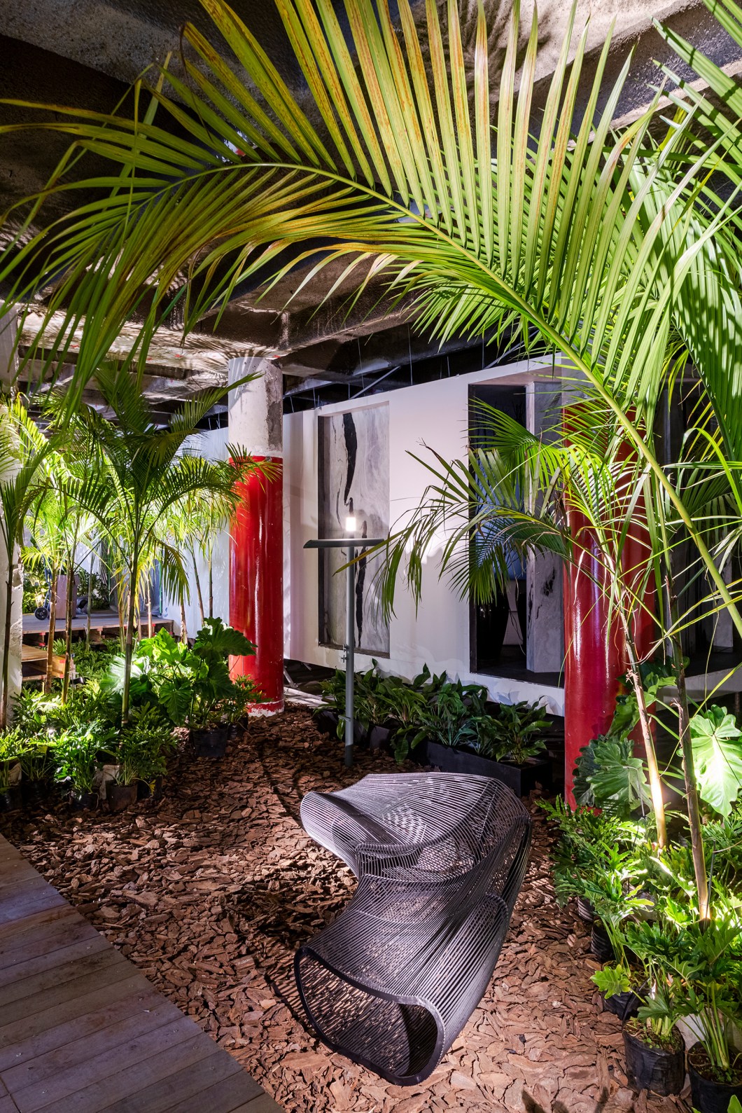 Mônica Costa Paisagismo - Jardim dos Guaimbês. Projeto da CASACOR São Paulo 2022. Mônica Costa Paisagismo - Jardim dos Guaimbês. Projeto da CASACOR São Paulo 2022.