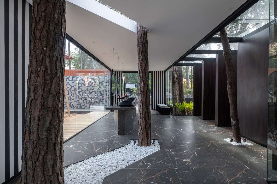 Melhor Banheiro: Banheiro Público, de Cioli Stancioli Arquitetura e Design. Melhor Banheiro: Banheiro Público, de Cioli Stancioli Arquitetura e Design.