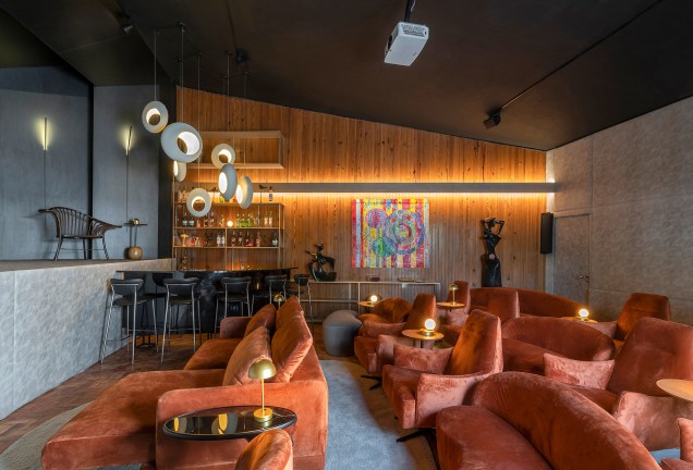 Luoda Arquitetura e Negócios - Cine Sentidos - O Cinema do Palácio. Projeto da CASACOR Minas Gerais 2022. Luoda Arquitetura e Negócios - Cine Sentidos - O Cinema do Palácio. Projeto da CASACOR Minas Gerais 2022.