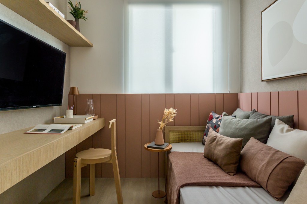 Apartamento na Zona Portuária do Rio de Janeiro com 55m2 assinado pelo STUDIO LEANDRO NEVES _ foto 14 apartamento decoração leandro neves industrial quarto infantil beliche