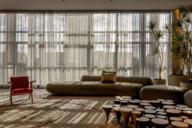 Ney Lima + Walléria Teixeira - Casa da Colina. Projeto da CASACOR Brasília 2022. Ney Lima + Walléria Teixeira - Casa da Colina. Projeto da CASACOR Brasília 2022.