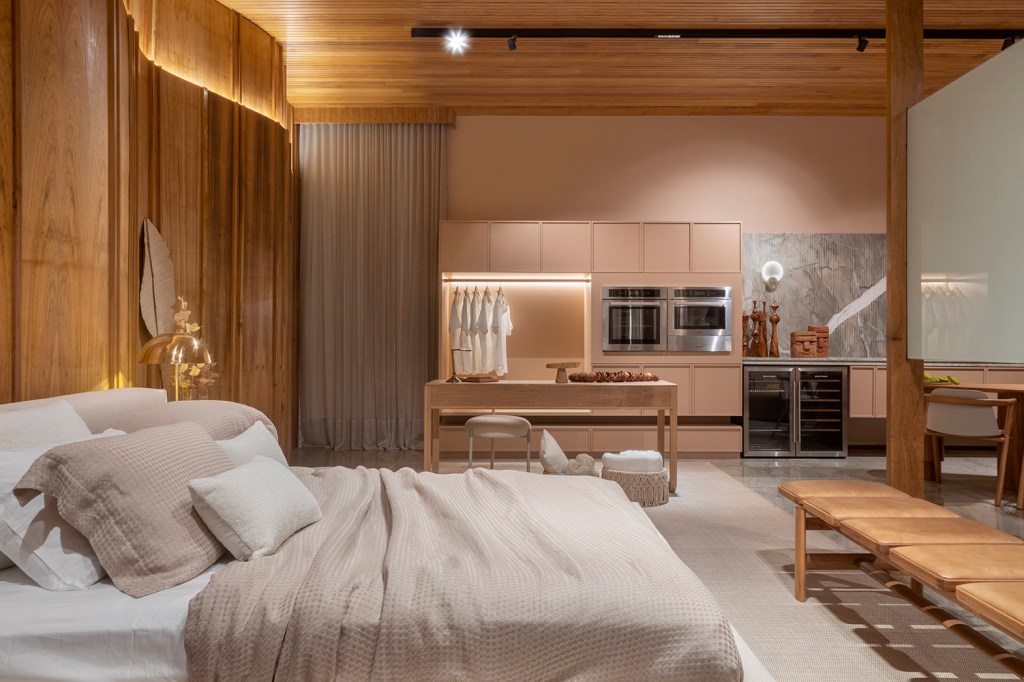 Studio Marka – O Relicário Studio Marka O Relicário CASACOR Brasília 2022 quarto cama mesa madeira cozinha marcenaria loft banco