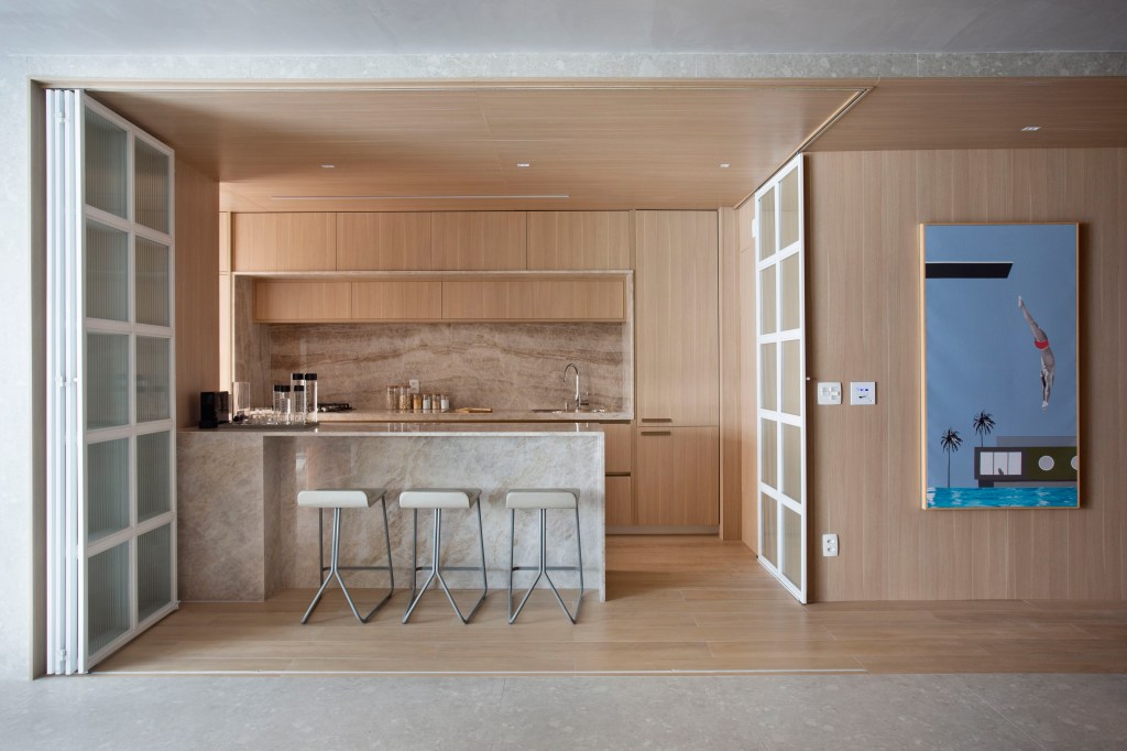 apartamento-de-145-m²-mescla-estilo-escandinavo-e-cultura-japonesa-no-decor (5) apartamento decoracao up3 arquitetura rio de janeiro japandi escandinavo japao cozinha