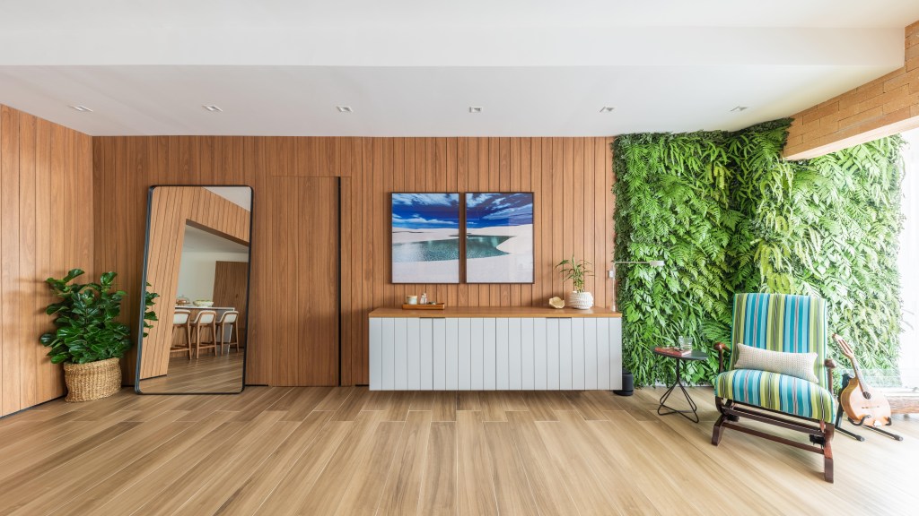 F108 (2) Após reforma, apê de 160m² apresenta mais espaço e conforto aos moradores