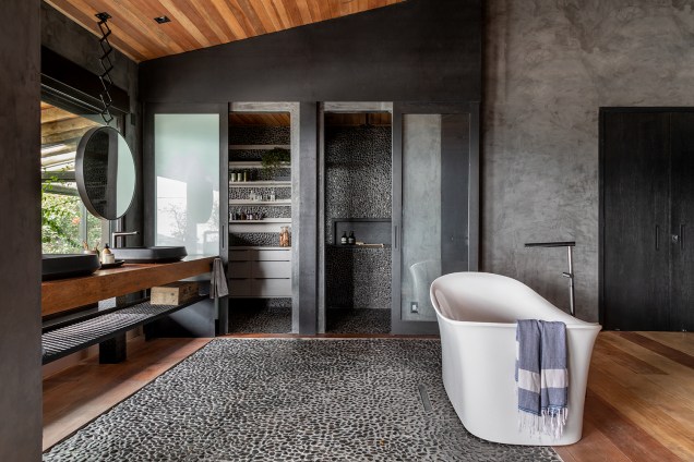 Vencedor da categoria Banheiro Residencial, o "Banheiro Master", de Flavio Butti e Alice Martins. Vencedor da categoria Banheiro Residencial, o "Banheiro Master", de Flavio Butti e Alice Martins.