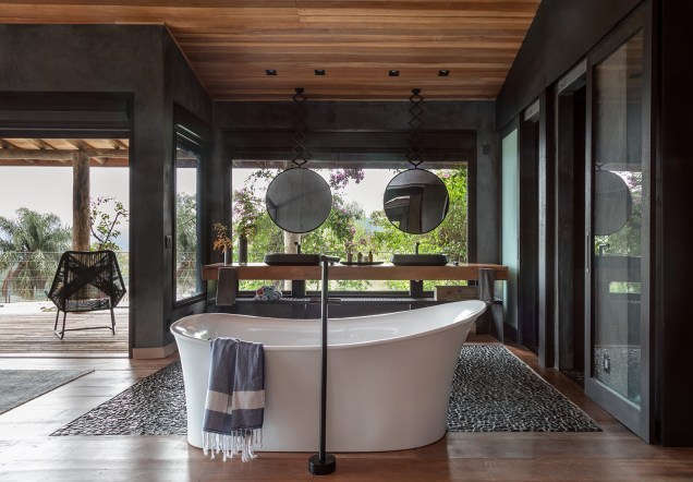 Vencedor da categoria Banheiro Residencial, o "Banheiro Master", de Flavio Butti e Alice Martins. Vencedor da categoria Banheiro Residencial, o "Banheiro Master", de Flavio Butti e Alice Martins.