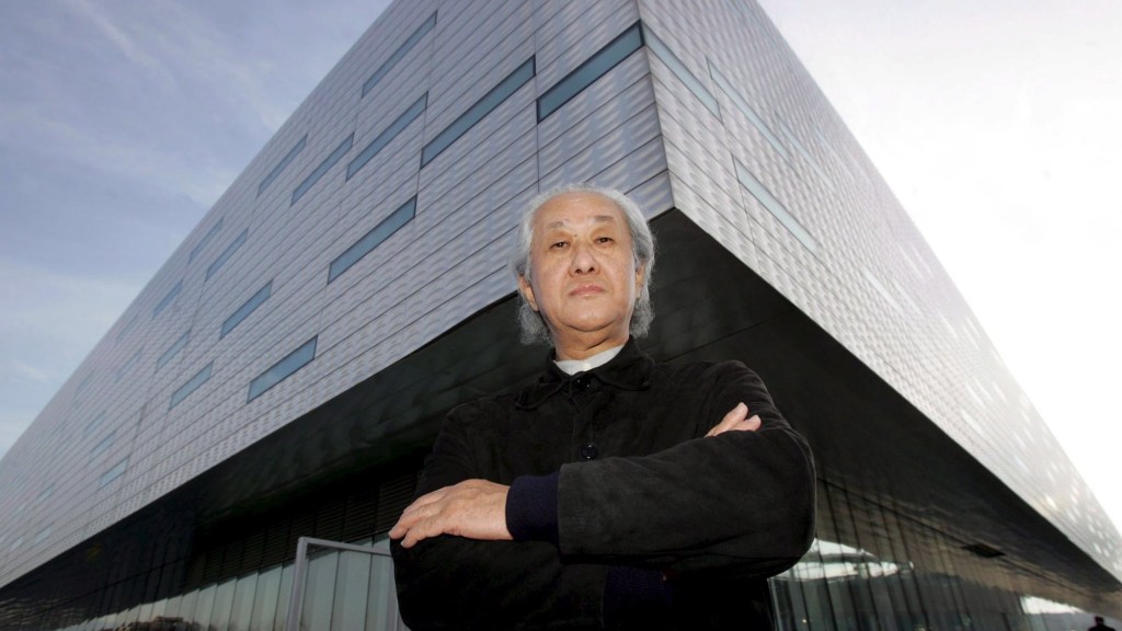 25755686 Arata Isozaki