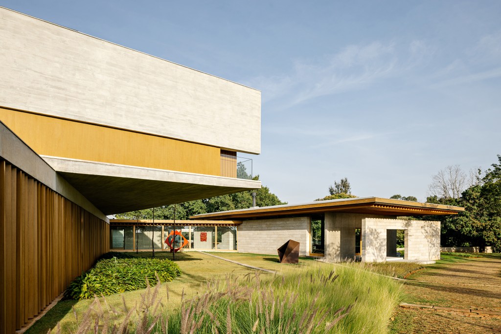 Casa-Bosque_Fran-Parente Casa da bosque FGMF International Residential Architecture Awards 2022 jardim