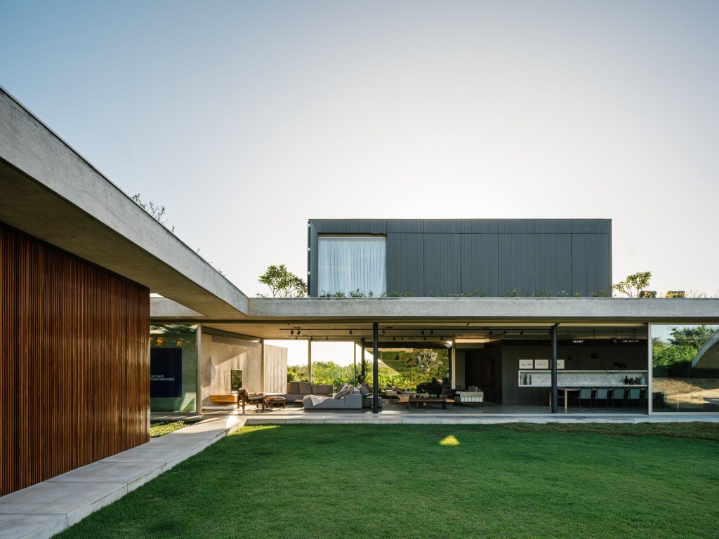 Casa da Colina FGMF International Residential Architecture Awards 2022 jardim fachada