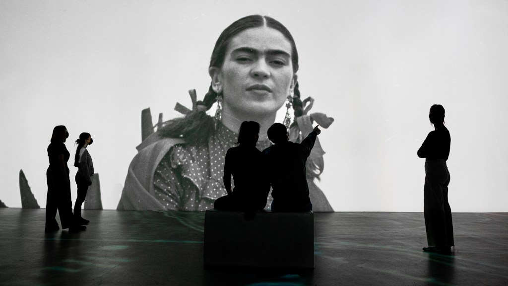 maior-mostra-imersiva-sobre-frida-kahlo-da-historia-chega-a-sao-paulo (3) Maior mostra imersiva sobre Frida Kahlo da história chega a São Paulo