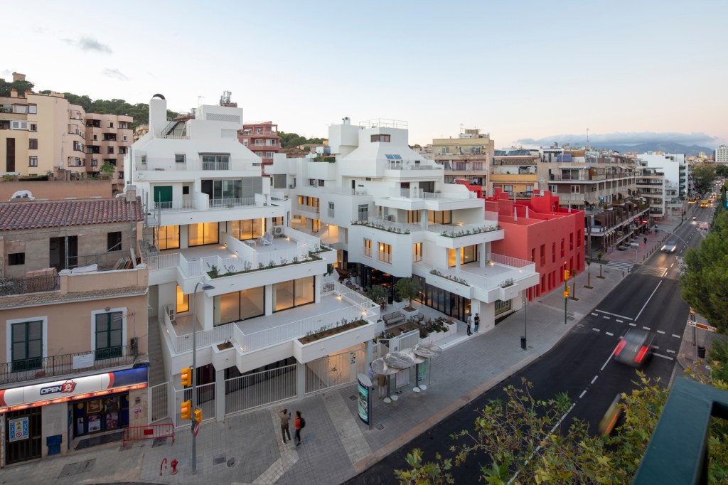 project-gomila-mvrdv-plus-gras-reynes-arquitectos_6 Projeto Gomila, Espanha, sustentabilidade, edifícios coloridos