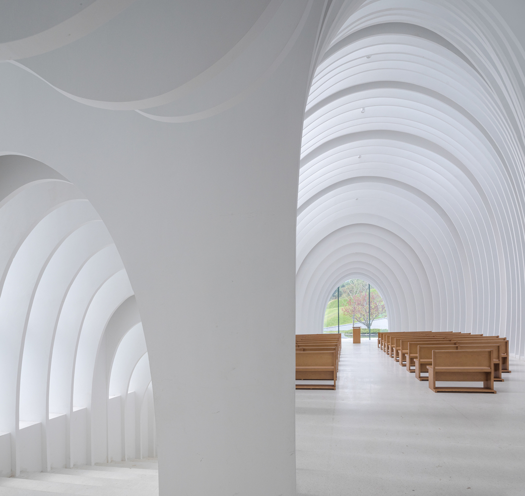 The Chamber Church, por Büro Ziyu Zhuang, na China. Projeto vencedor na categoria Arquitetura Religiosa. The Chamber Church, por Büro Ziyu Zhuang, na China. Projeto vencedor na categoria Arquitetura Religiosa.