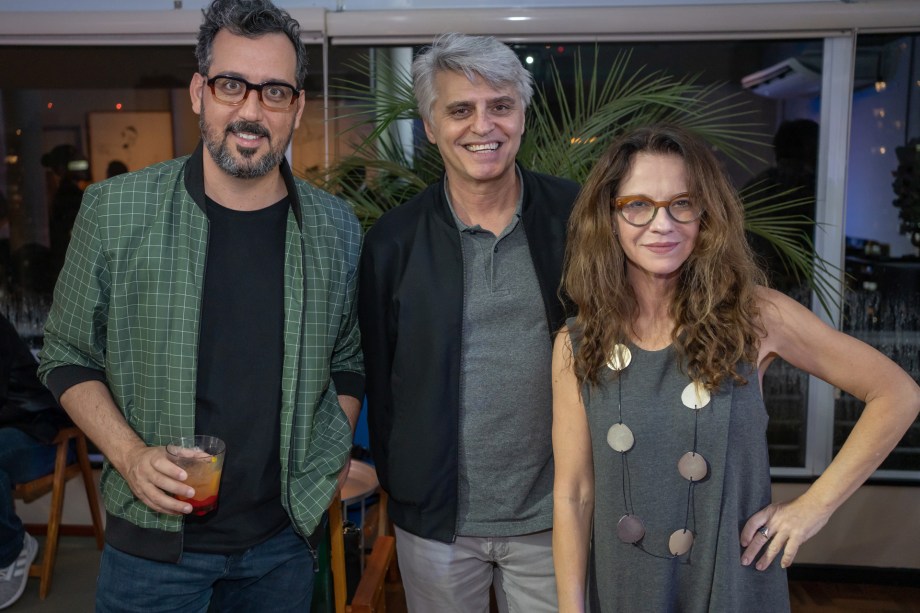 Eduardo Faleiro, Alex Stevens e Juliana Grilo.