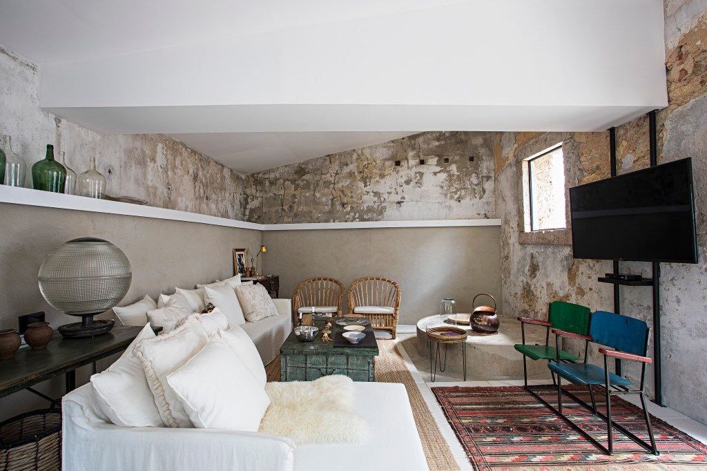 _MG_1057 Em Portugal, casa restaurada apresenta novo décor com peças de brechós - assinado por Maurício Nóbrega