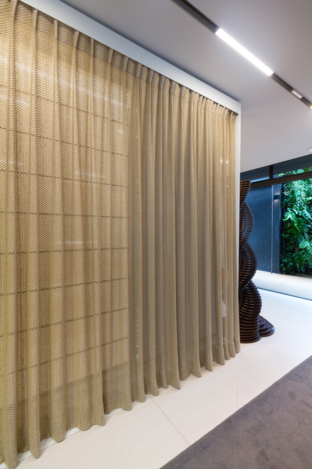 uniflex-lanca-linha-de-cortinas-feitas-de-croche (2) Uniflex lança linha de cortinas feitas de crochê