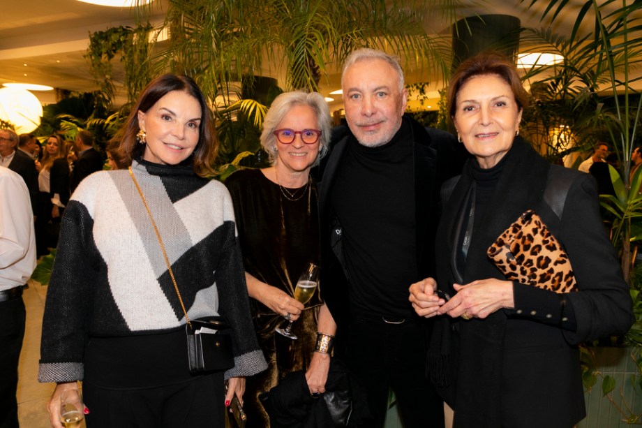 Patricia Mayer, Patricia Quentel, Sig Bergamin e Cristina Ferraz.