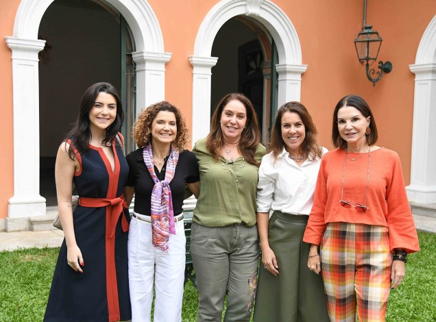 Luiza Marcolini, Flavia Marcolini, Anna Malta, Andrea Neves Duarte e Patricia Mayer. Luiza Marcolini, Flavia Marcolini, Anna Malta, Andrea Neves Duarte e Patricia Mayer.