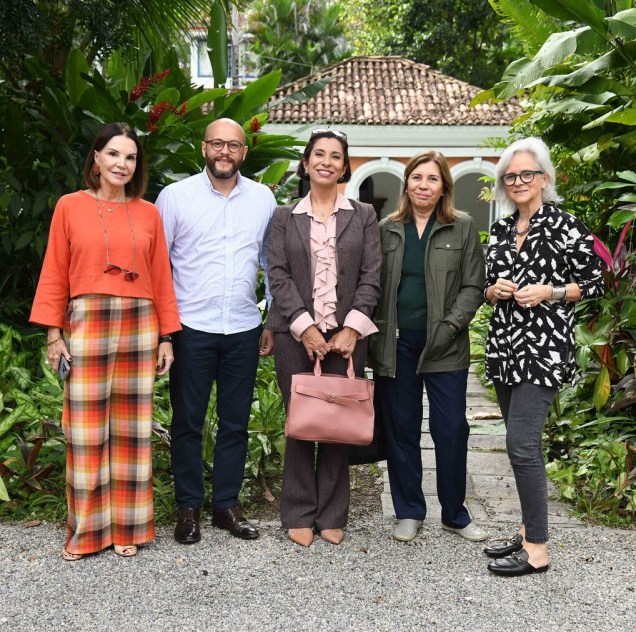 Patricia Mayer, Daniel Gil, Dra Ana Cristina Denise e Patricia Quentel. Patricia Mayer, Daniel Gil, Dra Ana Cristina Denise e Patricia Quentel.
