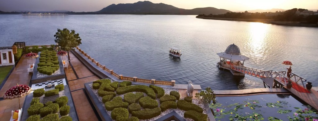 Idaipur-Pay-two-stay-three-offer-at-leela-hotels.jpg The Leela Palace- Udaipur, Índia