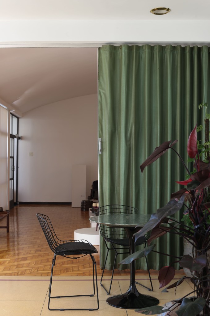 CAFE-E-GALERIA-O-ATELIE-DE-CERAMICA – DIVULGACAO- Ateliê, casa modernista, belo horizonte, arte, exposição, cerâmica