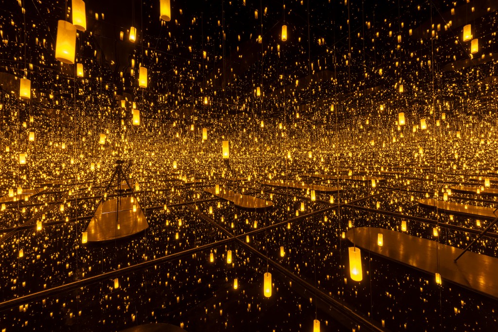 Yayoi Kusama_Aftermath of Obliteration of Eternity_2009_Crédito_Daniel Mansur (6) Aftermath of Obliteration of Eternity, obra de Yayoi Kusama.