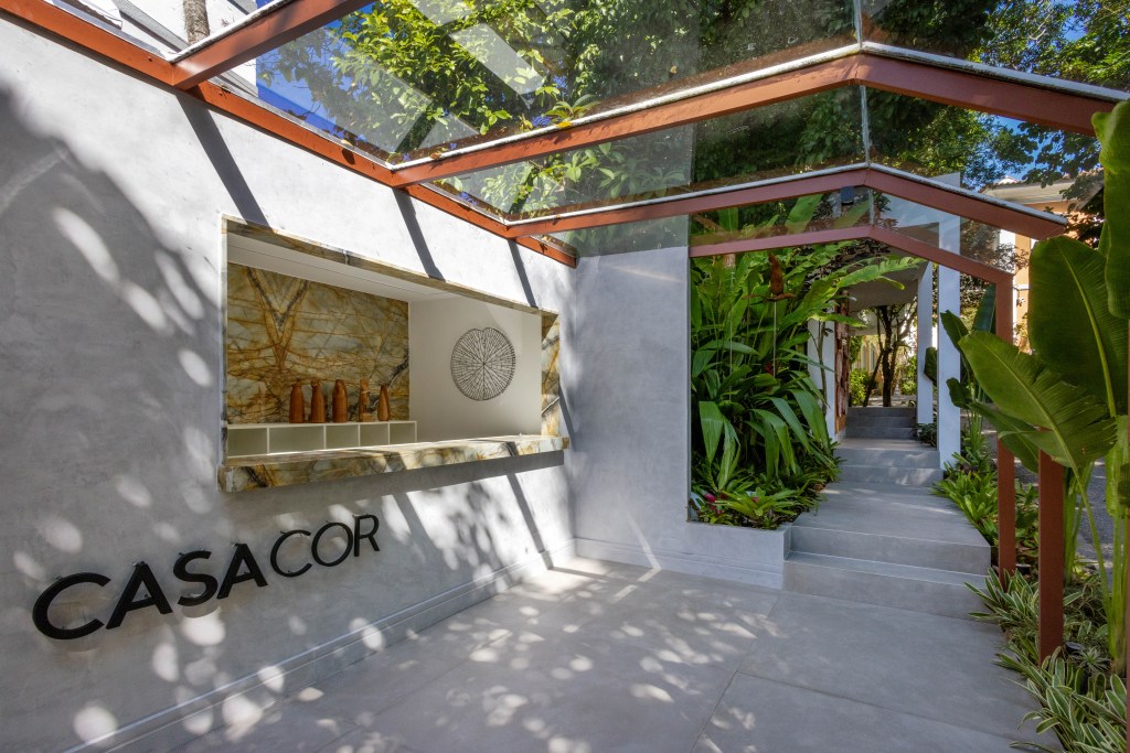 ana-cano-vivian-reimers-lounge-das-boas-vindas-casacor-rio-de-janeiro-2023-credito-andre-nazareth (6) Ana Cano e Vivian Reimers - Lounge das boas-vindas. Projeto da CASACOR Rio de Janeiro 2023.