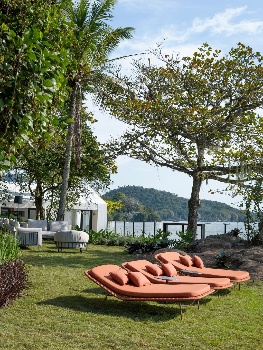 Ja8-arquitetura-viva-jardim-do-mar-casacor-santa-catarina-2023-credito-lio-simas-(1) JA8 Arquitetura Viva - Jardim do Mar. Projeto da CASACOR Santa Catarina 2023.