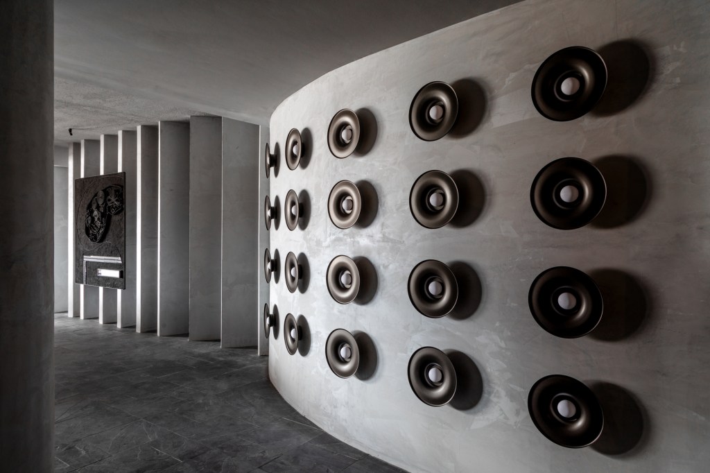 Estar-Origens-Studio-Guilherme-Garcia-3 Studio Guilherme Garcia - Origens. Projeto da CASACOR Santa Catarina 2023.