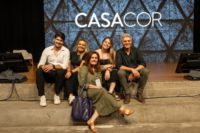 Gabriel Rosenberg, Raquel Brazão, Larissa Pinto, Alex Stevens e Veruska Gabriel Rosenberg, Raquel Brazão, Larissa Pinto, Alex Stevens e Veruska