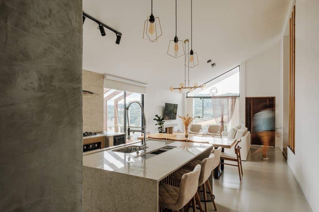 Projeto Casa Trapézios Casa Trapézios de 170 m², assinada pelo Studio KUNZ,