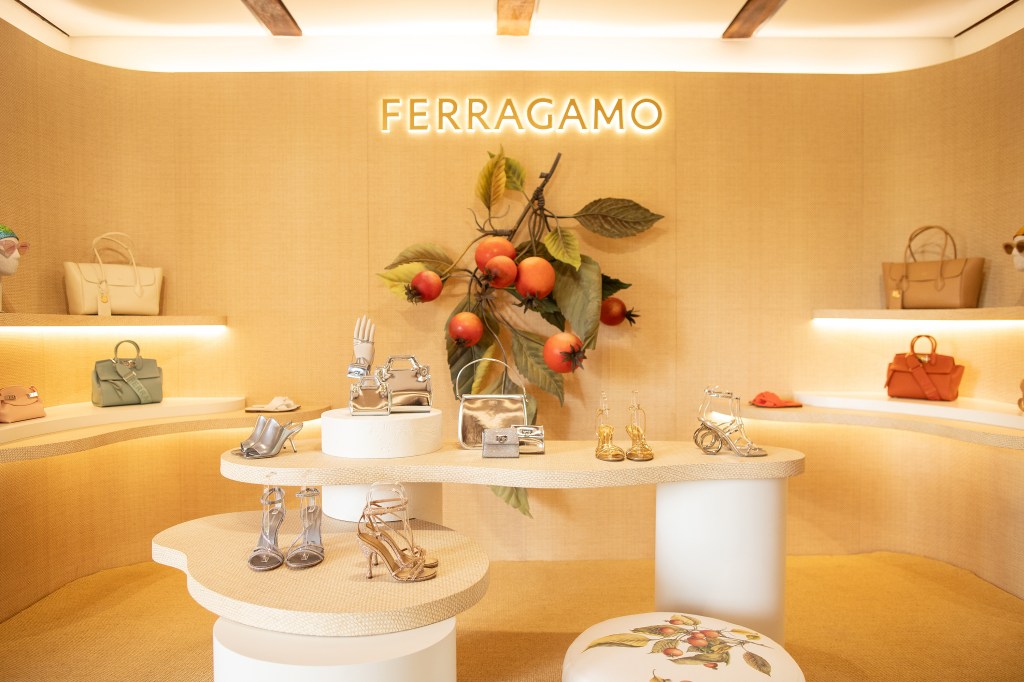 Ferragamo Trancoso – Crédito Leticiah Futata (23) Ferragamo abre loja pop-up inédita em Trancoso, na Bahia