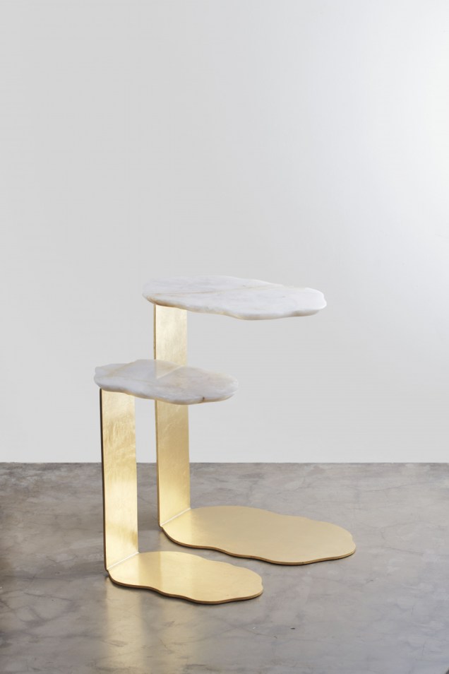 Mesa Sombra da artista Suka Braga Mesa Sombra da artista Suka Braga