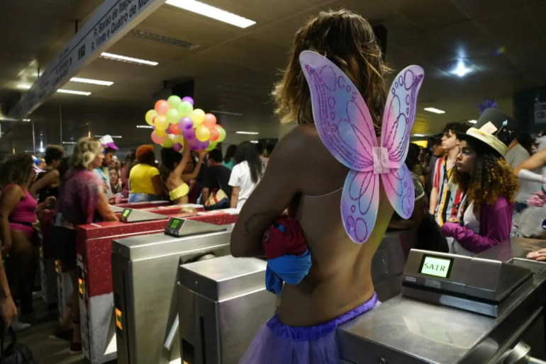 metro-carnaval Metrô no Carnaval de SP