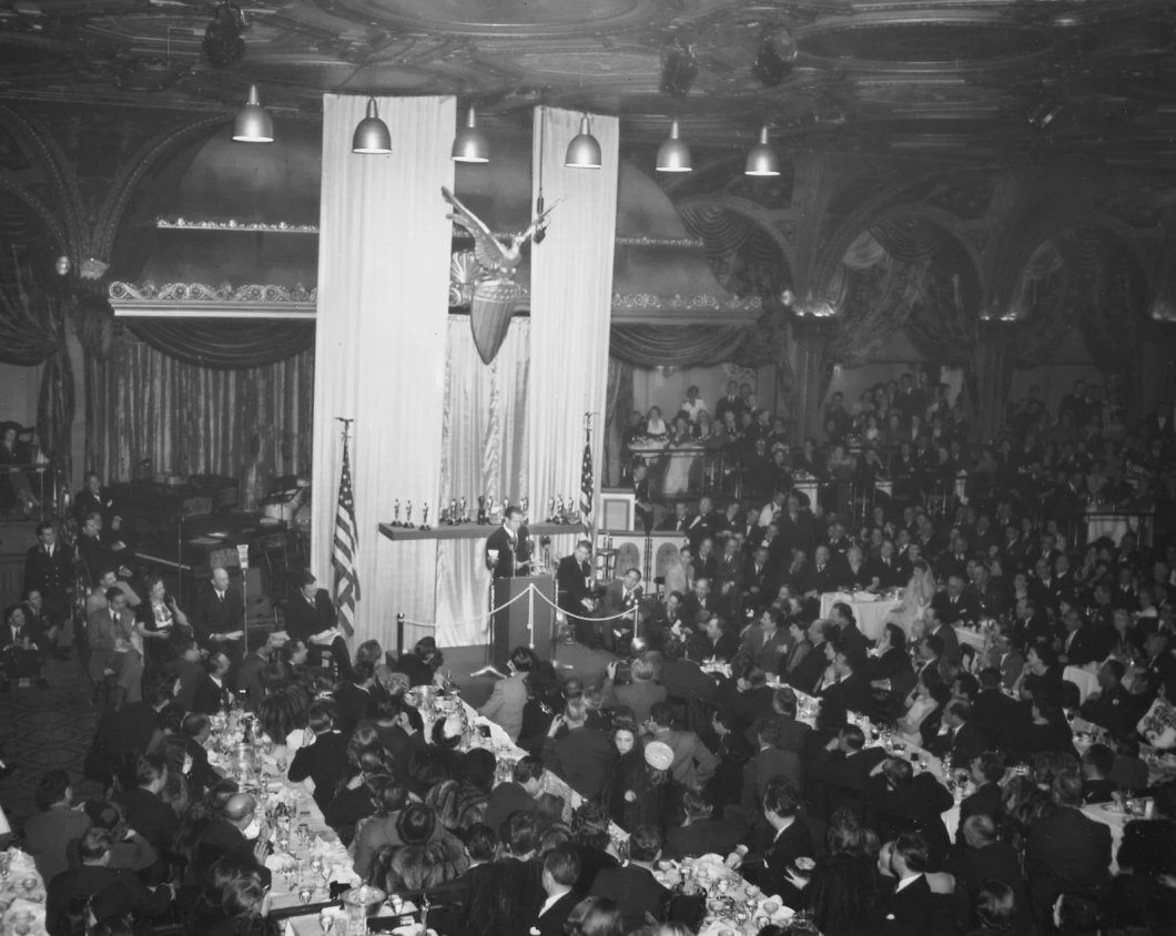 O comediante Bob Hope comandou a noite do Oscar de 1941 O comediante Bob Hope comandou a noite do Oscar de 1941