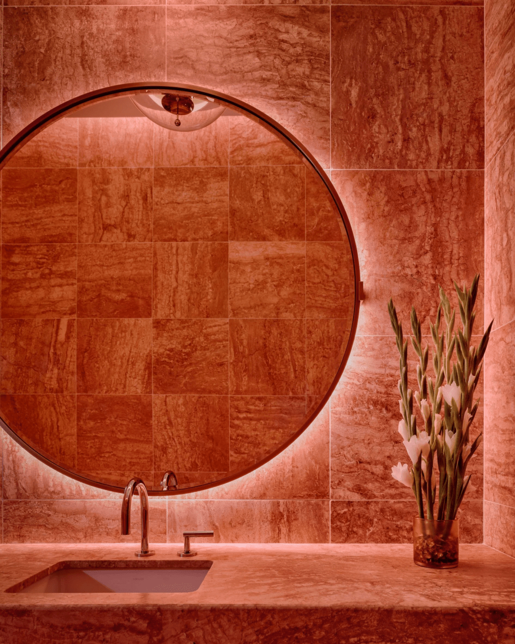 the-pinky-ring_yabu-pushelberg_bruno-mars_dezeen_2364_col_8-scaled Bruno Mars participa de projeto de lounge em cassino de Las Vegas