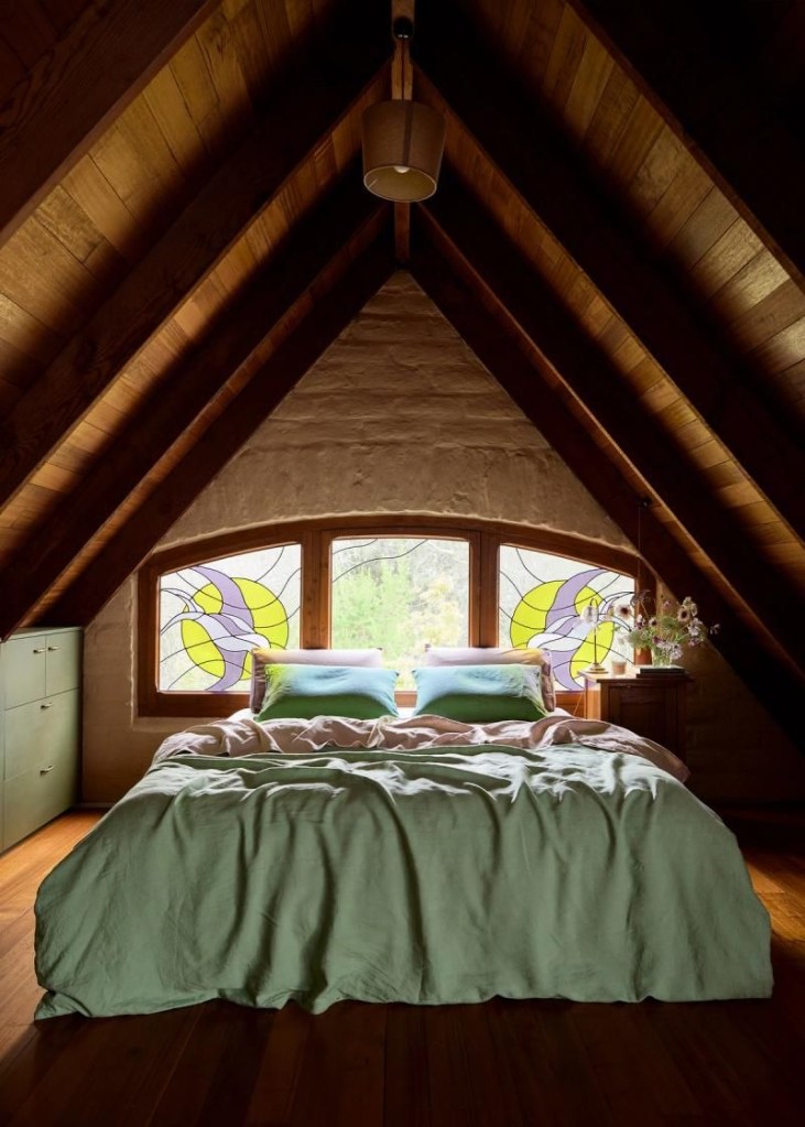 casa-outono-cama Outono é o período ideal para deixar as roupas de cama e cobertores lavados e cheirosos à espera do inverno