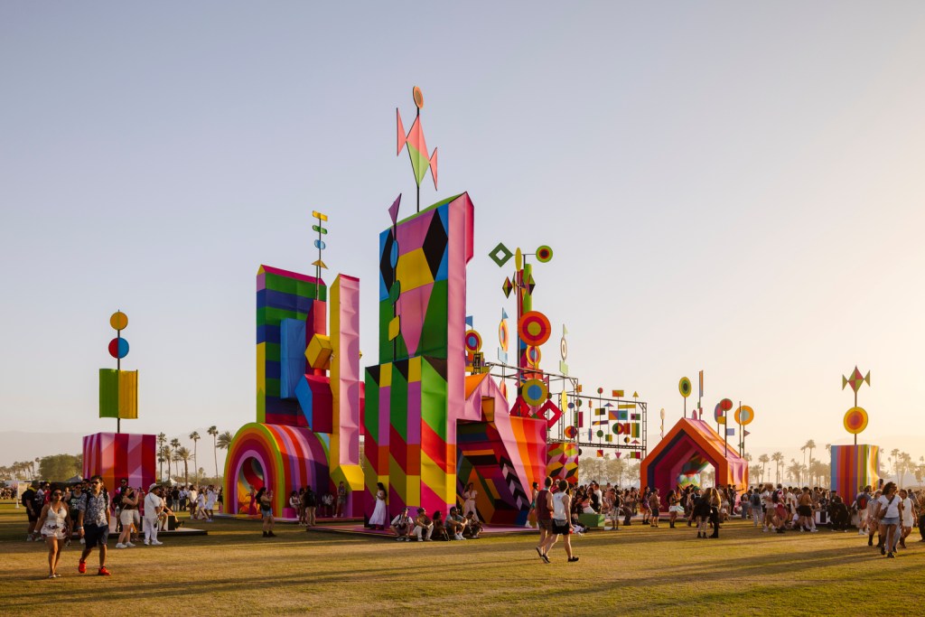 coachella-2024-installations-explore-the-intersection-of-art-music-and-community_4 Coachella 2024: confira as instalações de arte que vão ilustrar o festival!